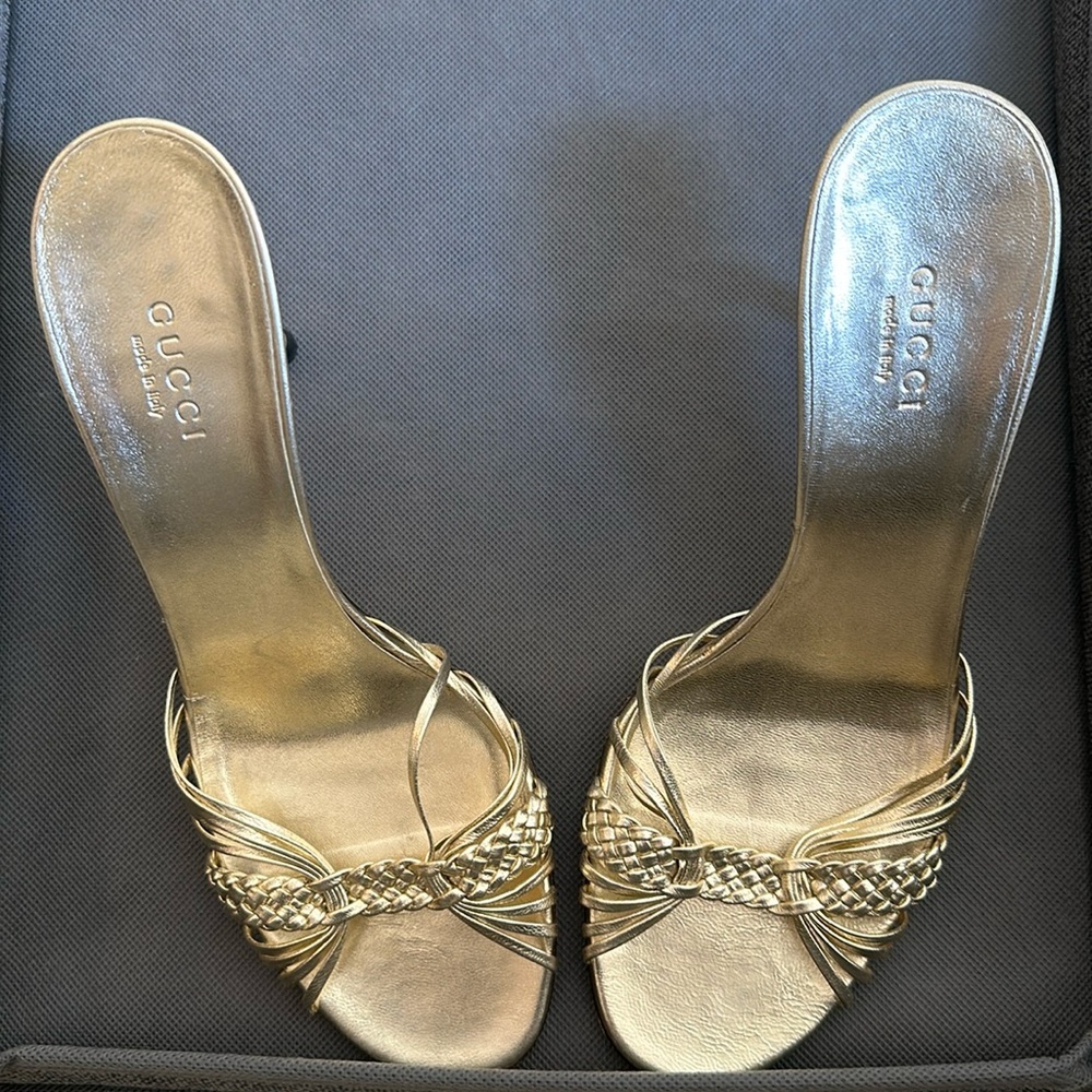 Authentic GUCCI Gold Sandals Sz 7.  Purchased from SFA. Box & dust bag included